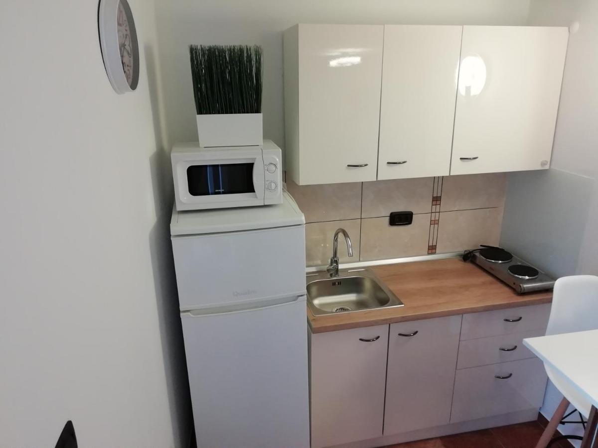 Apartman Vodnjanアパートメント エクステリア 写真